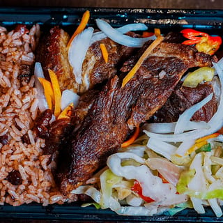 Lunch Special Griot